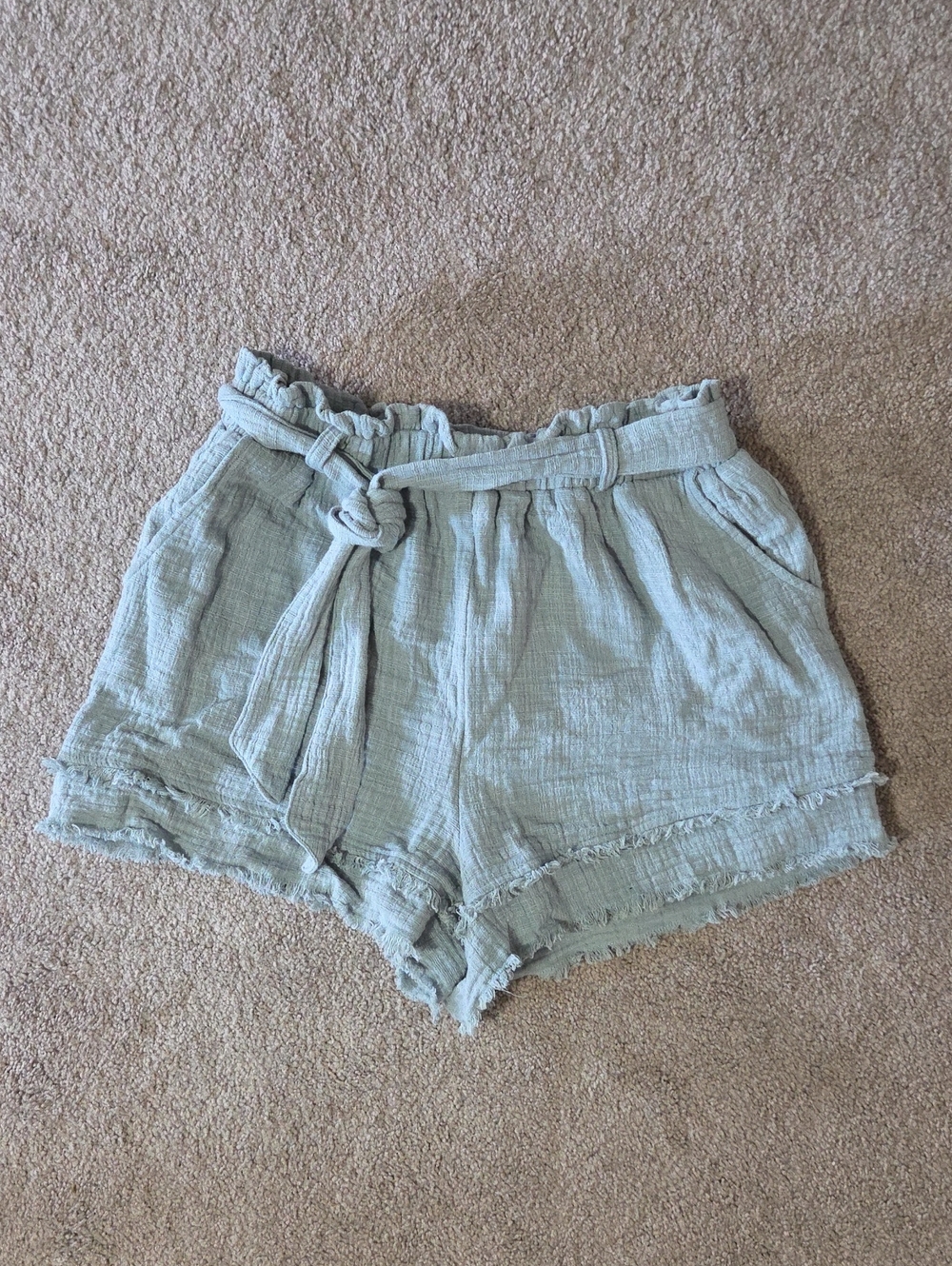 Women's Sage Green Tie-Waist Linen-Blend Shorts